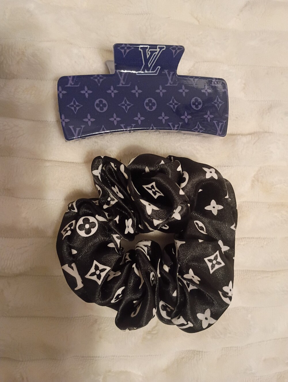 New Hair Clip & Scrunchie